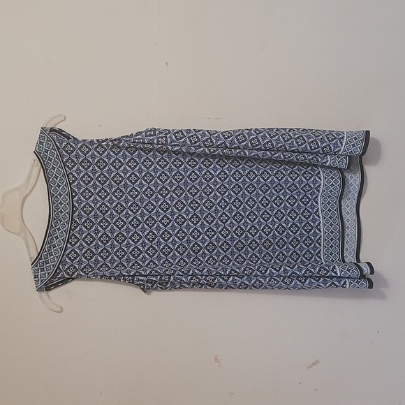 Top - Picture 2 of 3